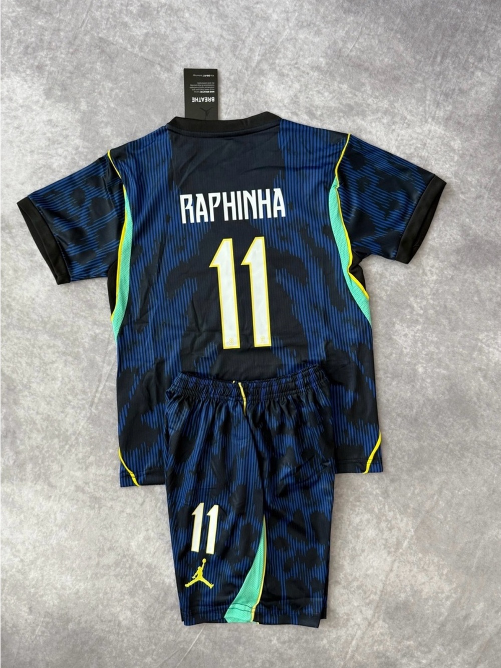 ⚽️ Raphinha #11 Brazil Jumpman World Cup Away Kids Youth Soccer Jersey Kit - Picture 1 of 3
